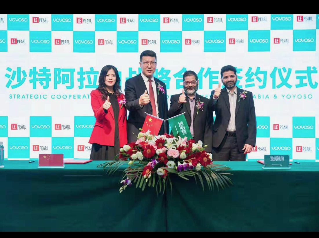 Team Photo at Ceremony